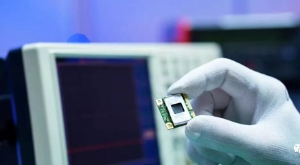 兩江新區(qū)電子信息產(chǎn)業(yè)一季度投資突破21.4億元，四大市級(jí)重大項(xiàng)目技術(shù)研發(fā)成效顯著